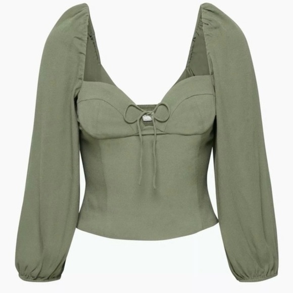 Aritzia Tops - Wilfred Novella Blouse